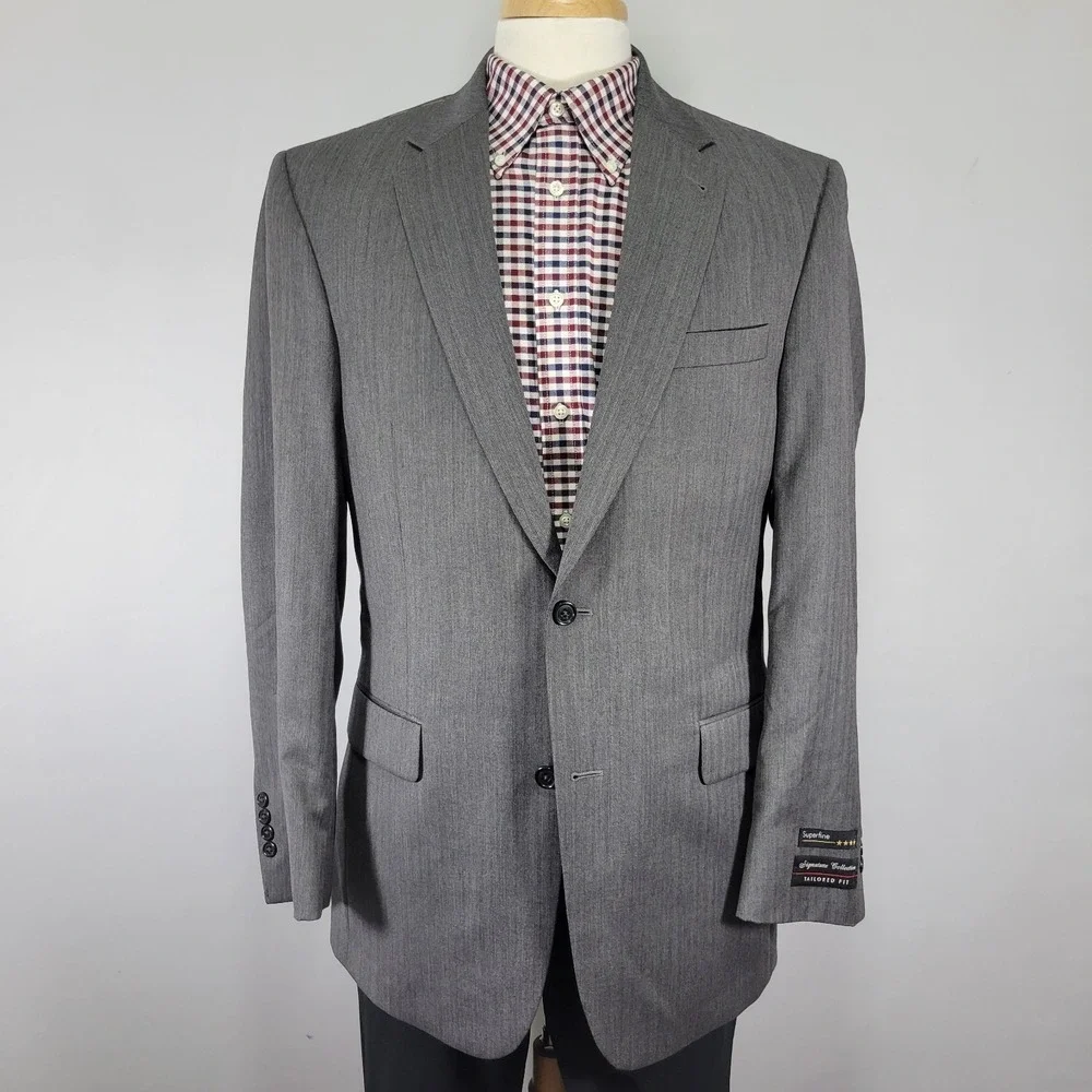 JOS A BANK Men's Sport Coat Blazer Two Button Gray Herringbone Size 41L NEW‎